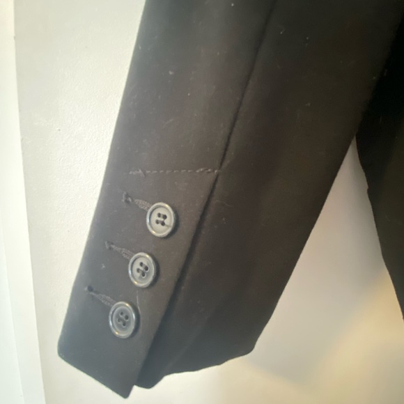 Cropped black blazer - Picture 4 of 4